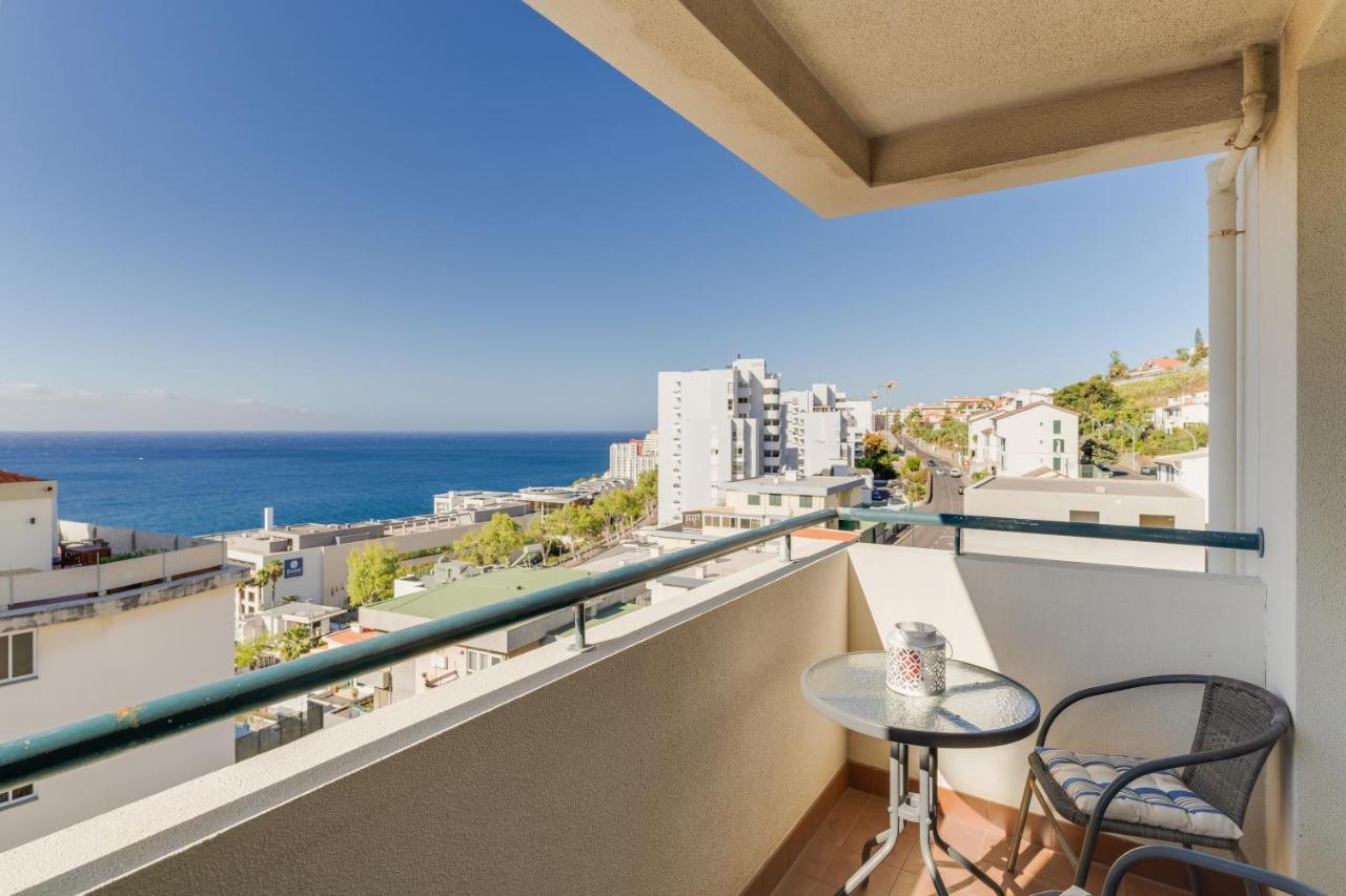 Ajuda I Appartement Funchal  Buitenkant foto